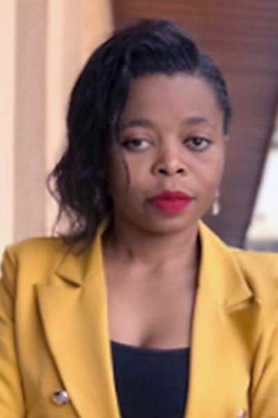 Portrait of Christelle Cibanvunya.