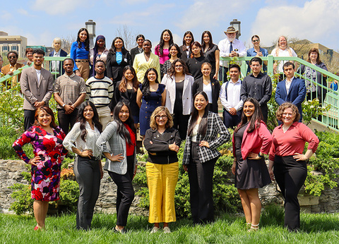 BizEdge participants with Dean Amy Kristof-Brown