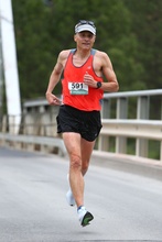 Todd Houge running a marathon