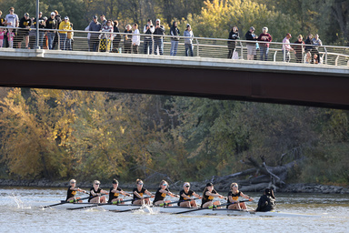 Liz Blewett and the women's rowing team