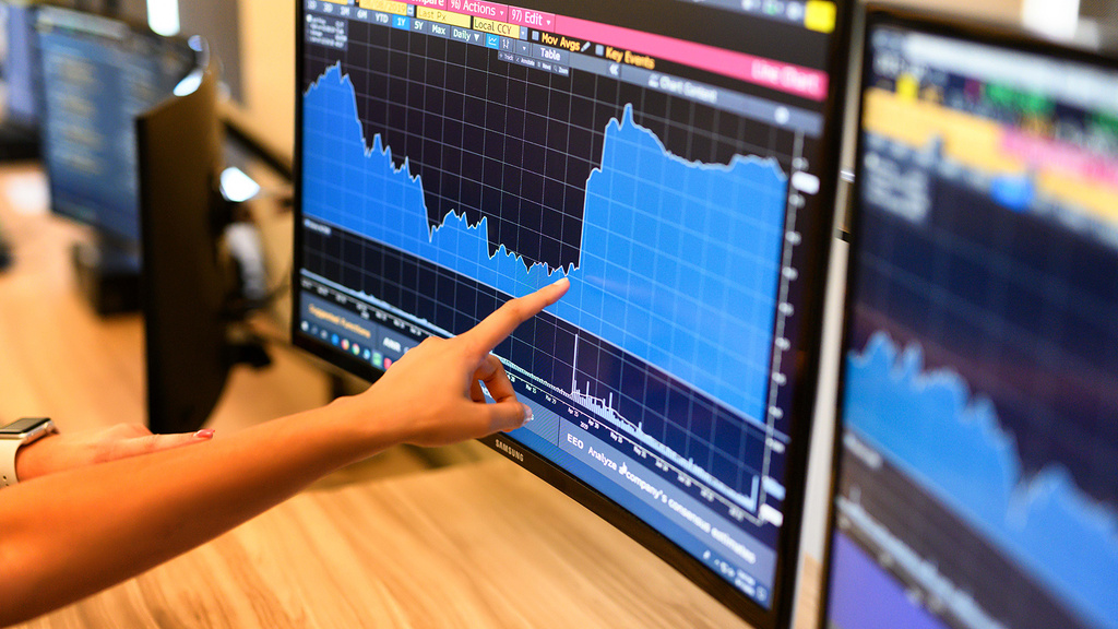 computer monitor in Hadley Financial Lab